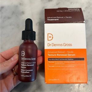 Dr.Dennis Gross Advanced Retinol + Ferulic Texture Renewal Serum
New in box